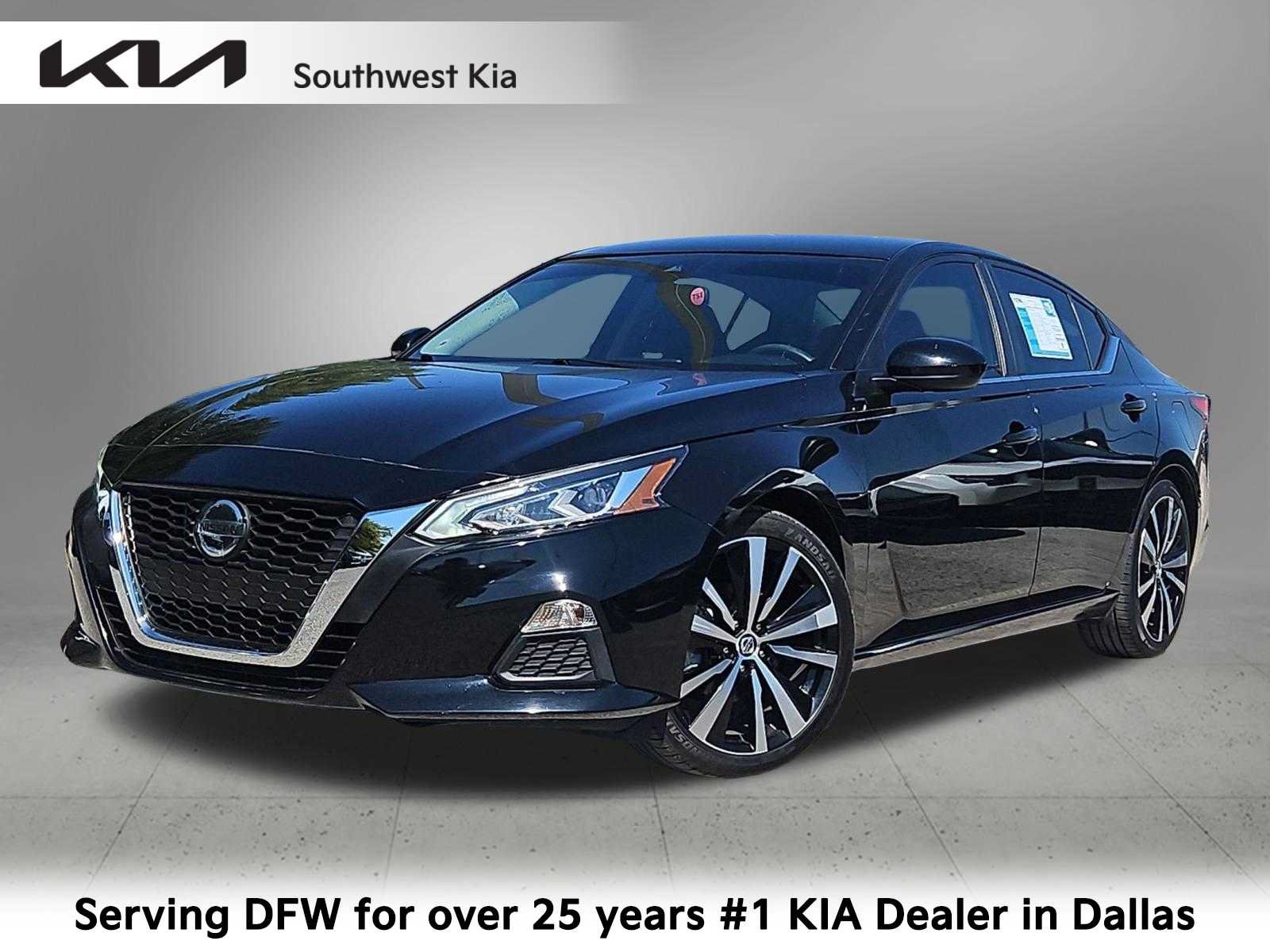 Used 2022 Nissan Altima 2.5 SR FWD image 1