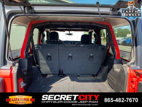 Used 2022 Jeep Wrangler Unlimited Sport AWD/4WD image 9