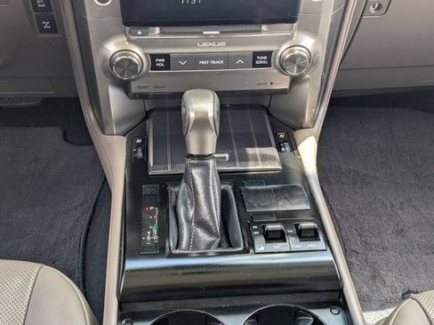 Used 2020 Lexus GX 460 Premium w/ Premium Package AWD/4WD image 19