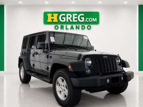 Used 2018 Jeep Wrangler Unlimited Sport S AWD/4WD image 4
