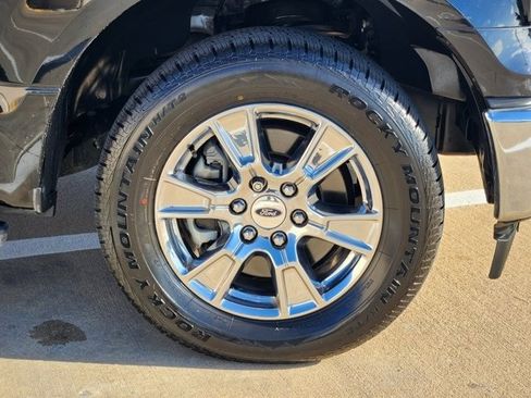 Used 2017 Ford F150 XLT w/ Equipment Group 302A Luxury image 10