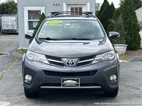 Used 2015 Toyota RAV4 XLE AWD/4WD image 2