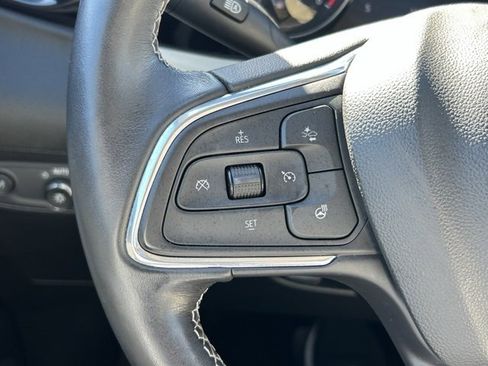 Used 2020 Buick Encore GX Essence w/ Experience Buick Package image 22