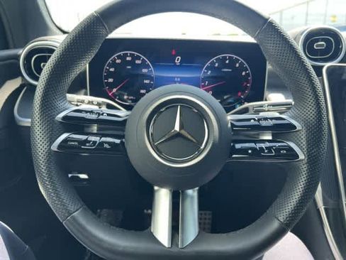 Used 2026 Mercedes-Benz GLC 300 image 24