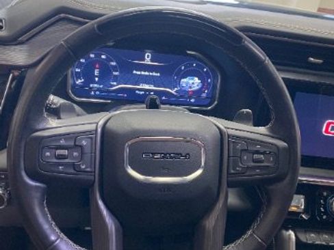 Used 2024 GMC Sierra 1500 Denali Ultimate image 32