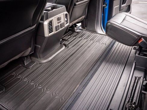 Used 2020 Ford F250 Lariat w/ Lariat Ultimate Package image 30