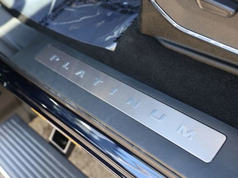 Used 2024 Ford F450 Platinum w/ FX4 Off-Road Package image 10