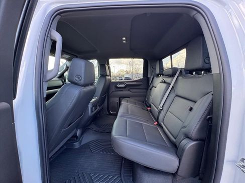 Used 2026 Chevrolet Silverado 1500 LT Trail Boss w/ LT Trail Boss Premium Package image 12