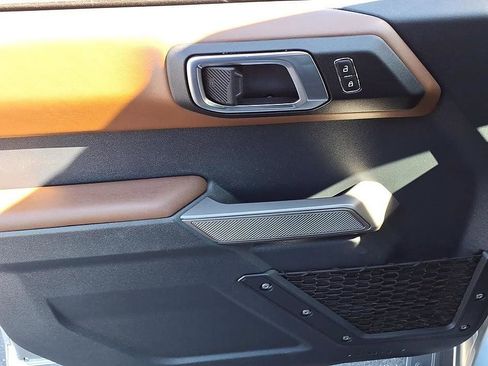 Used 2023 Ford Bronco Outer Banks image 13