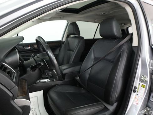 Used 2017 Subaru Outback 2.5i Limited AWD/4WD image 50