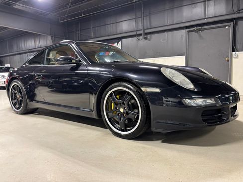 Used 2005 Porsche 911 Carrera S RWD image 3
