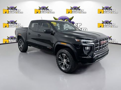 Used 2024 GMC Canyon AT4 w/ AT4 Premium Package AWD/4WD image 3