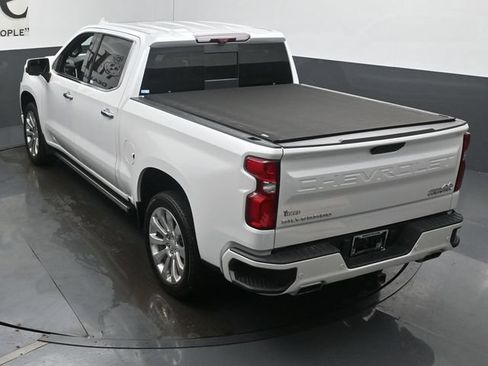Used 2021 Chevrolet Silverado 1500 High Country w/ Technology Package AWD/4WD image 40