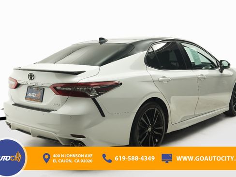 Used 2022 Toyota Camry XSE w/ Navigation Package FWD image 6