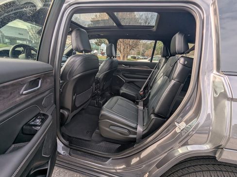 Certified 2024 Jeep Grand Cherokee L Overland w/ Trailer Tow Package image 11