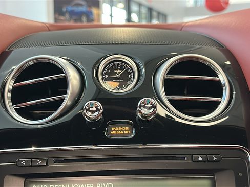 Used 2018 Bentley Flying Spur S W12 AWD/4WD image 23