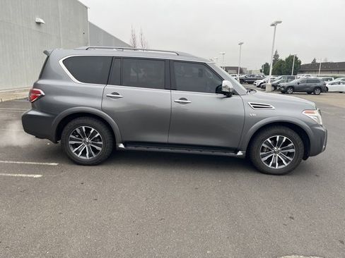 Used 2020 Nissan Armada SL w/ Premium Package image 4