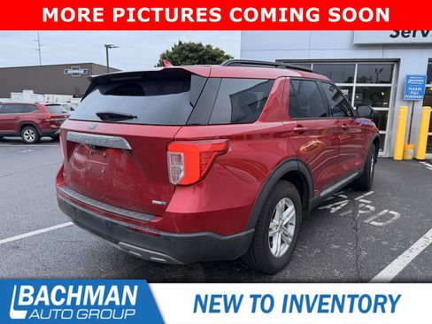 Used 2020 Ford Explorer XLT w/ Equipment Group 202A AWD/4WD image 5