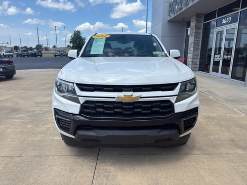 Used 2022 Chevrolet Colorado LT w/ Fleet Safety Package RWD image 4