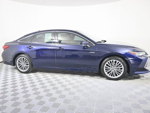 Used 2021 Toyota Avalon Limited w/ Advanced Safety Package image 8