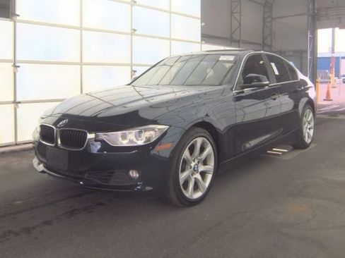 Used 2015 BMW 335i xDrive Sedan AWD/4WD image 3