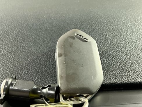 Used 2024 Kia Telluride S w/ S Sunroof Package image 27