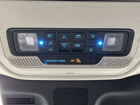 Certified 2025 Ford Expedition Platinum w/ Driver's Package AWD/4WD image 33