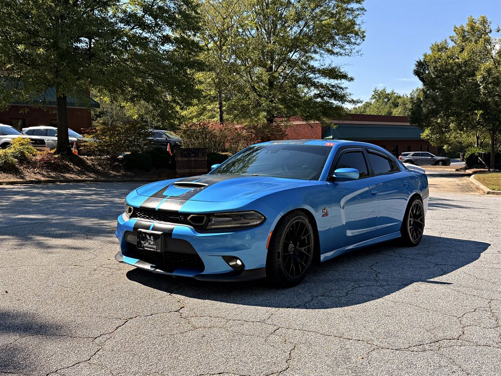 Used 2019 Dodge Charger Scat Pack w/ Technology Group RWD image 1