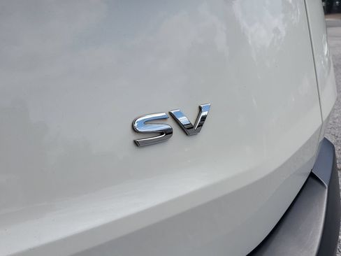 Used 2021 Nissan Rogue SV w/ Premium Package FWD image 9