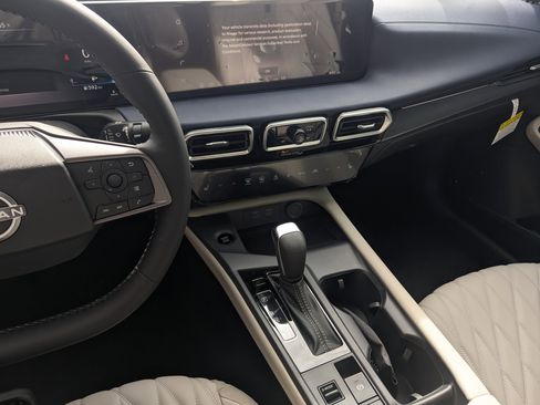 New 2026 Nissan Sentra SL image 10