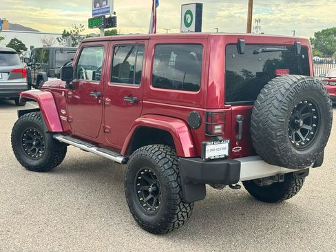 Used 2013 Jeep Wrangler Unlimited Sahara w/ Connectivity Group AWD/4WD image 5