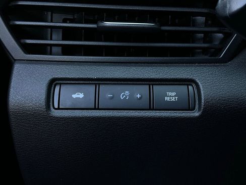 Used 2025 Nissan Altima 2.5 SR image 21