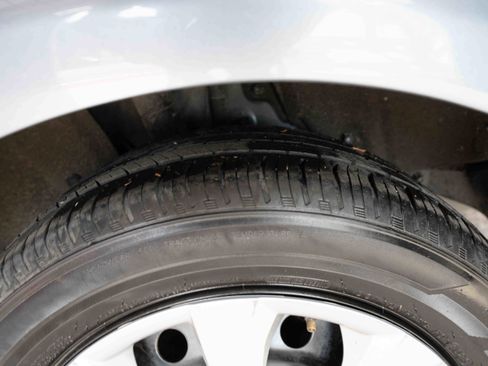 Used 2024 Toyota Corolla LE image 29