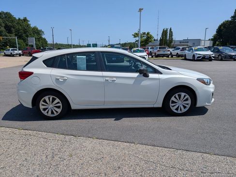 Used 2017 Subaru Impreza 2.0i AWD/4WD image 6
