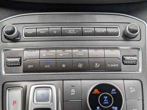 Used 2023 Hyundai Santa Fe SEL AWD/4WD image 20