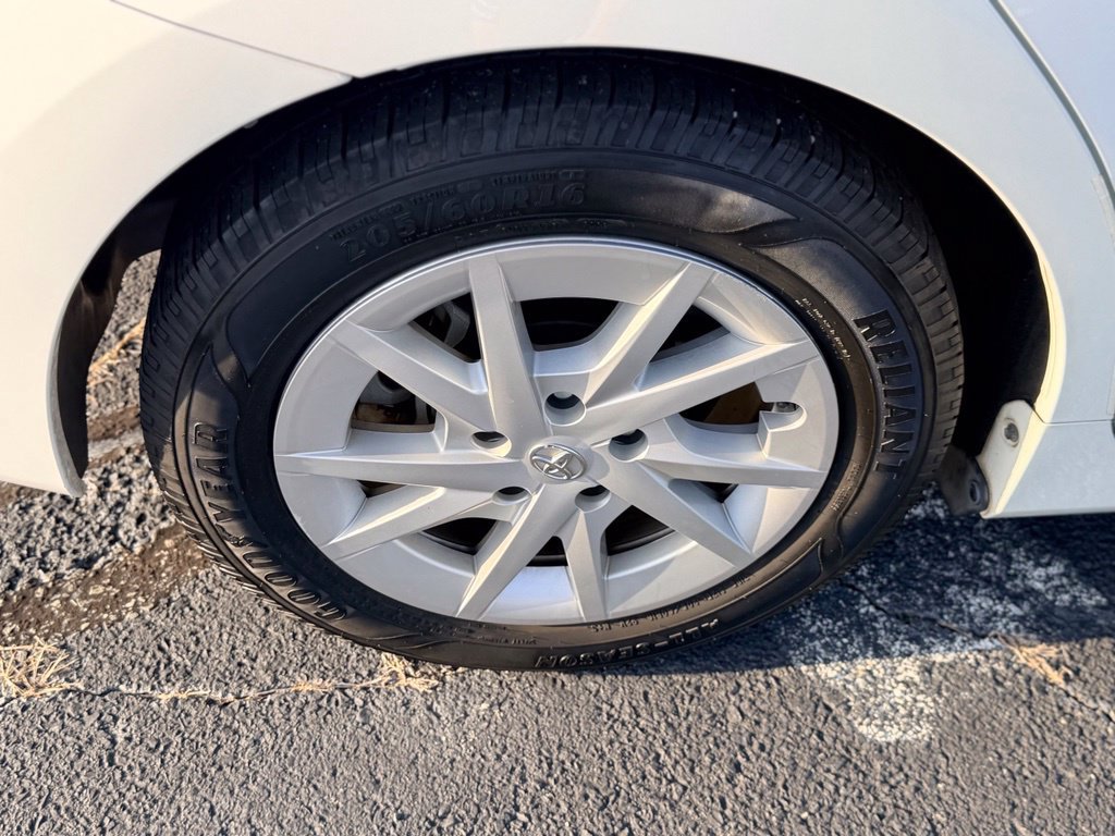 Used 2014 Toyota Prius V Three FWD image 35