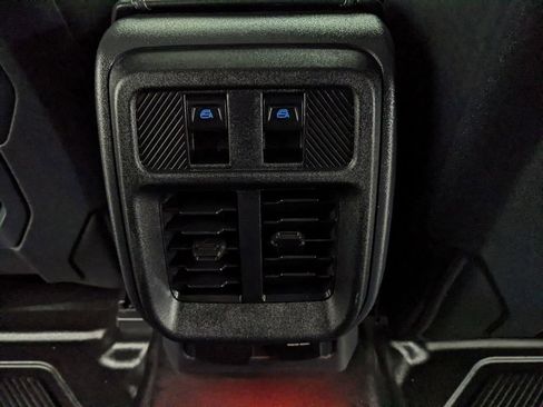 Certified 2025 Ford Bronco Badlands AWD/4WD image 81