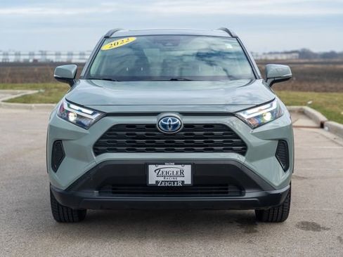 Used 2022 Toyota RAV4 XLE image 2