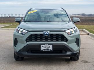 Used 2022 Toyota RAV4 XLE video 2