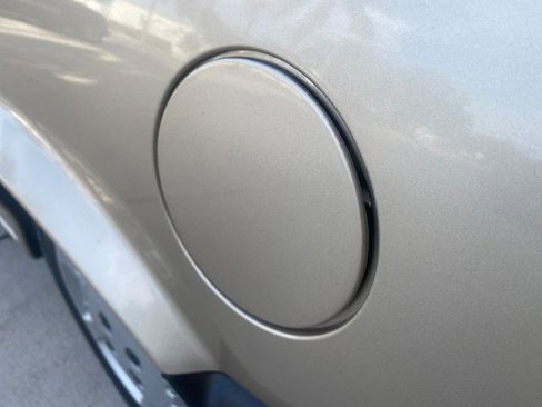 Used 1995 Saturn S-Series SL1 image 83