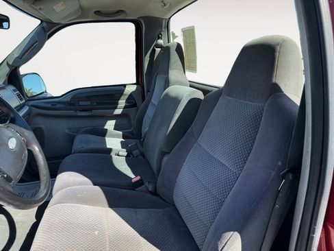 Used 2003 Ford F250 XLT image 9