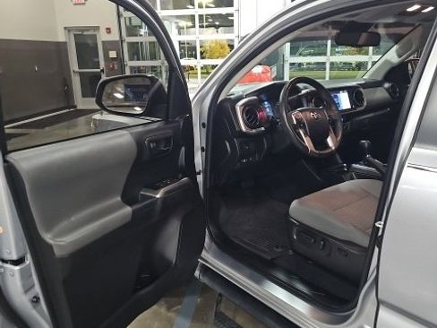 Used 2023 Toyota Tacoma SR5 image 11