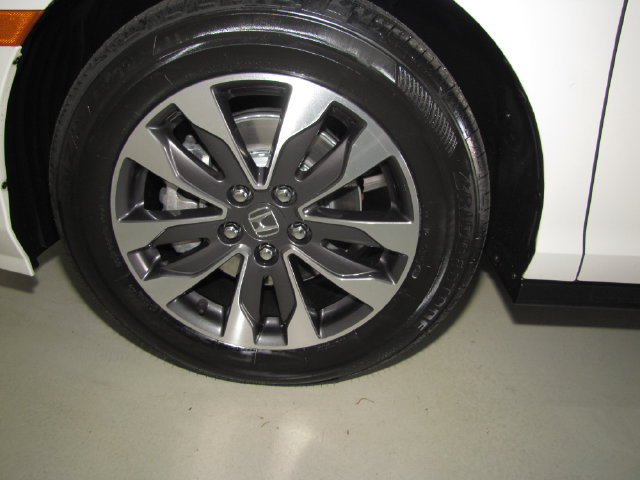 Certified 2024 Honda Odyssey EX-L image 45