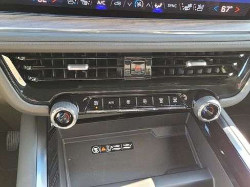 New 2026 Chevrolet Tahoe High Country image 21