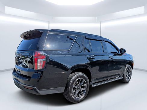 Used 2021 Chevrolet Tahoe Z71 w/ Rear Media and Nav Package image 3