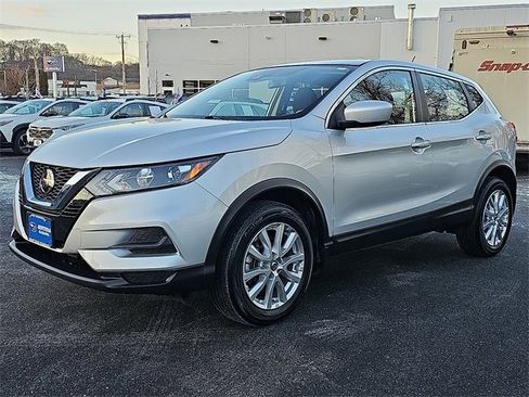 Used 2021 Nissan Rogue Sport S image 3