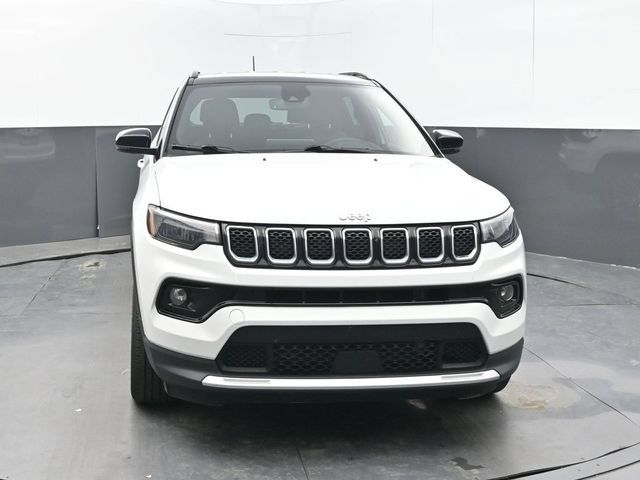 Used 2023 Jeep Compass Limited w/ Elite Group AWD/4WD image 10