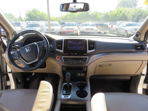 Used 2018 Honda Ridgeline RTL-T image 22