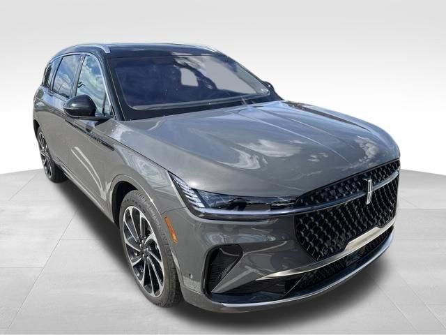 Certified 2024 Lincoln Nautilus Black Label AWD/4WD image 4