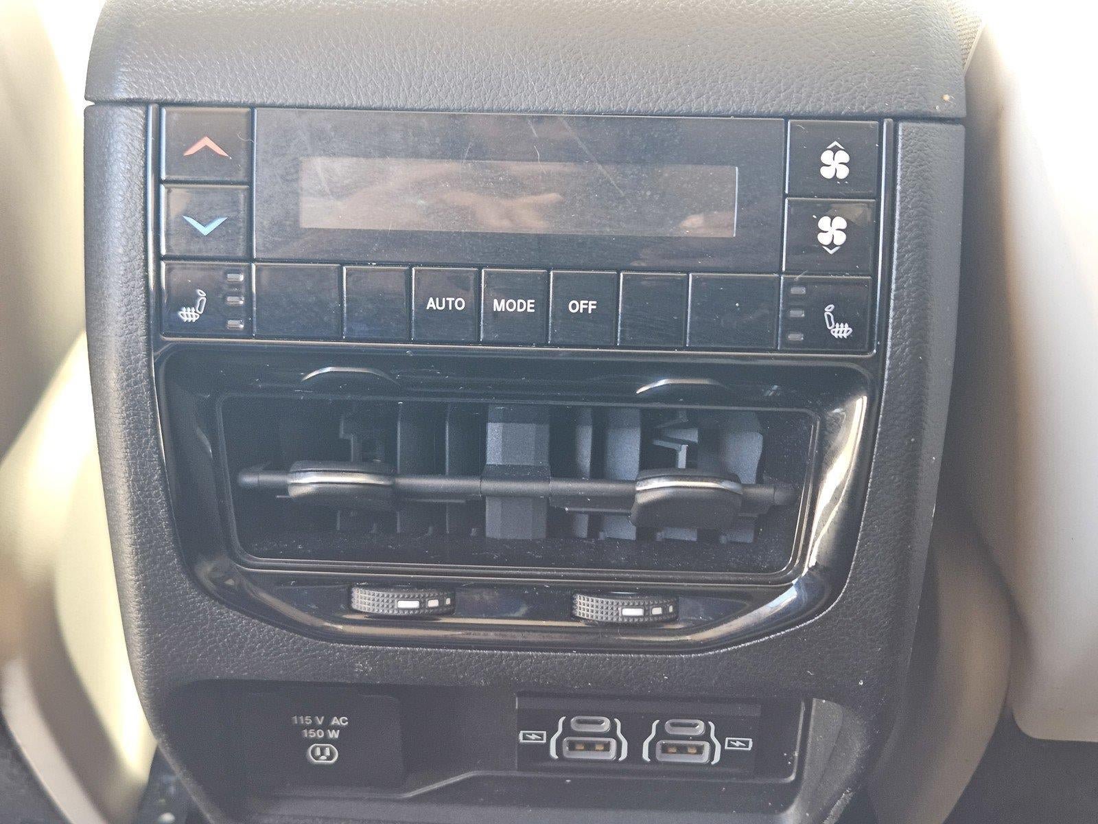 Used 2021 Jeep Grand Cherokee L Limited AWD/4WD image 15
